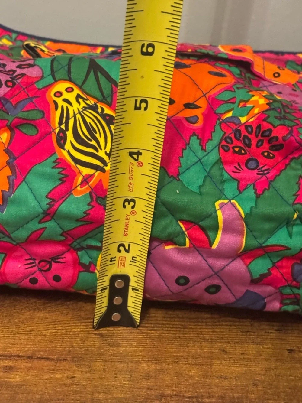 NaRaYa Quilted Travel Cosmetic‎ Bag Elephant Giraffe Jungle Makeup Case